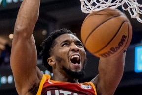 爱游戏体育-穆古鲁扎遭遇二十连败，湖人教练面临压力！的简单介绍