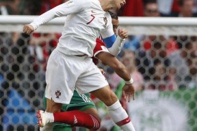 爱游戏-C罗在雄鹿比赛中比分优势明显，绝杀引发热议！的简单介绍